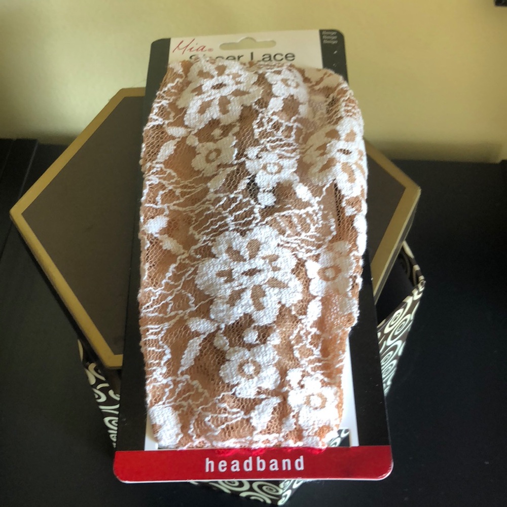 💥3 for $10💥 Mia Sheer Lace